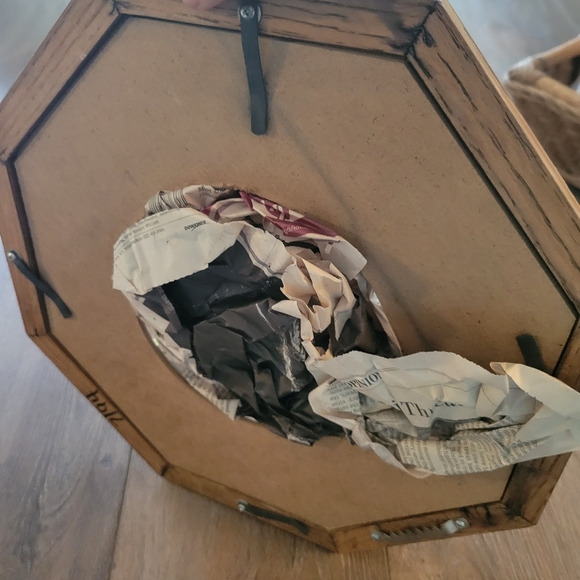 Octogon Wood and Glass Plate Holder for Wall - Picture 5 of 5